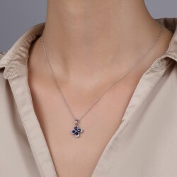 1,04 Karat Pırlanta Safir Çiçek Kolye - 3