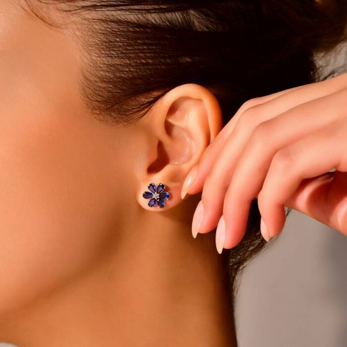 2,66 Karat Pırlanta Safir Çiçek Küpe - 3